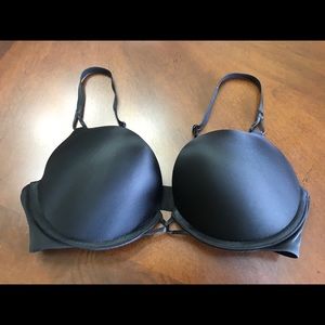 VICTORIAS SECRET BOMBSHELL BRA BLACK! 34C!